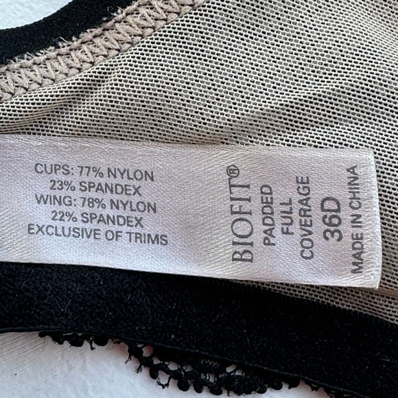 Victoria’s Secret BioFit Padded Full Coverage Bra Nude with Black Lace size 36D - Picture 9 of 10